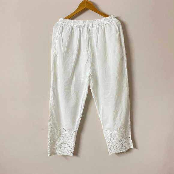 Medium- White 100% Cotton pants - Picture 2 of 4